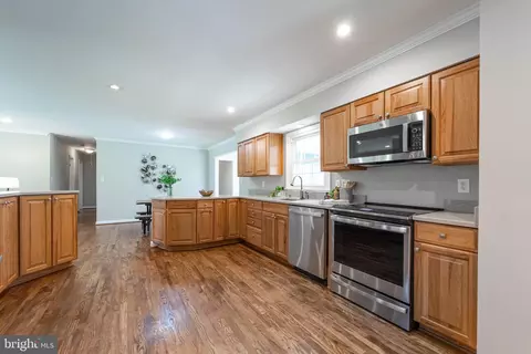 298 Cedar Ln, Annapolis, MD 21403 photo 11