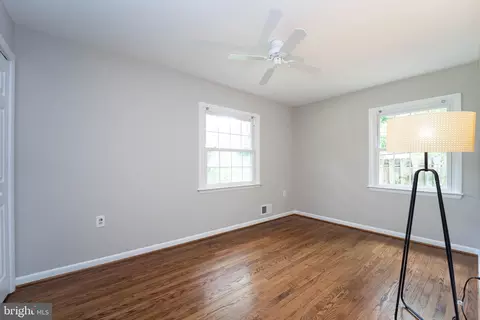 298 Cedar Ln, Annapolis, MD 21403 photo 13