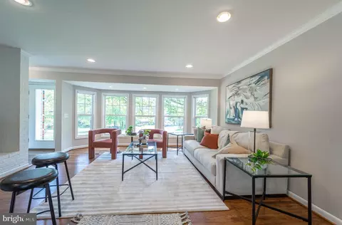 298 Cedar Ln, Annapolis, MD 21403 photo 3