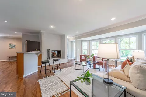 298 Cedar Ln, Annapolis, MD 21403 photo 5