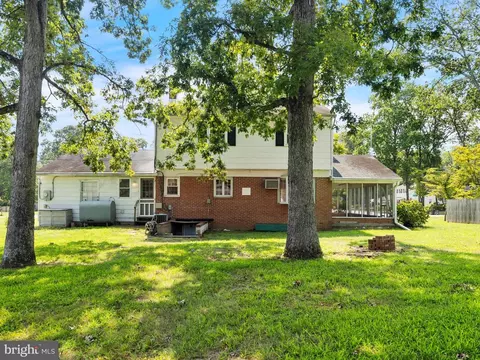 Exterior - 163 Falcon Dr, Pasadena, MD 21122 photo 11 of 15