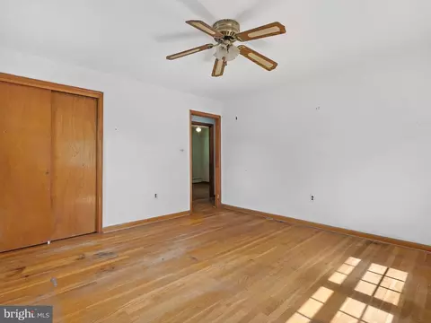Bedroom - 163 Falcon Dr, Pasadena, MD 21122 photo 9 of 9