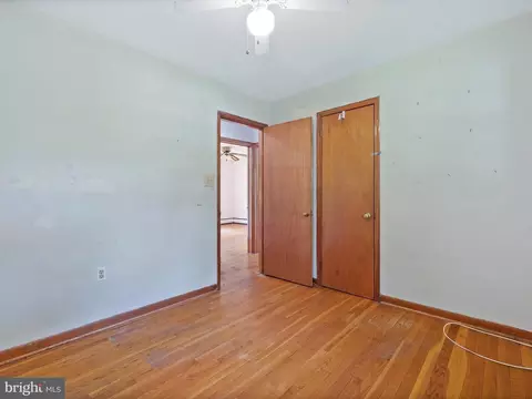 Bedroom - 163 Falcon Dr, Pasadena, MD 21122 photo 4 of 9