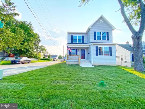 220 Greenway Rd SE, Glen Burnie, MD 21061