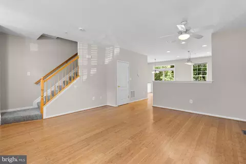 Living - 8255 Appalachian Dr, Pasadena, MD 21122 photo 2 of 5