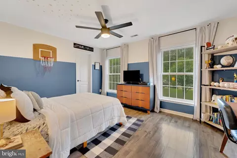 720 Penny Ct, Pasadena, MD 21122 photo 31