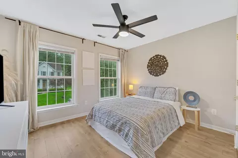 720 Penny Ct, Pasadena, MD 21122 photo 34