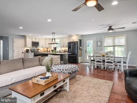 Other - 8150 Elizabeth Rd, Pasadena, MD 21122 photo 2 of 10