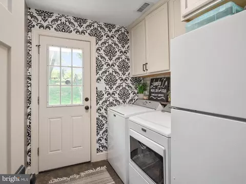 Other - 8150 Elizabeth Rd, Pasadena, MD 21122 photo 5 of 10