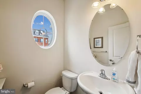 305 Black Sky Ln, Pasadena, MD 21122 photo 7