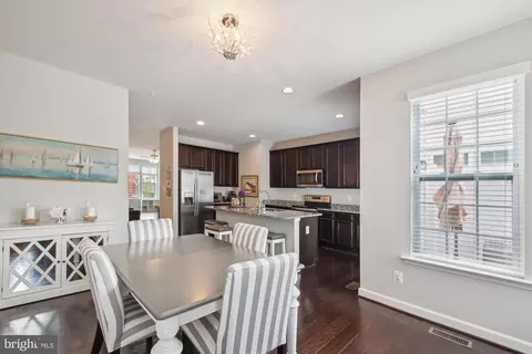 305 Black Sky Ln, Pasadena, MD 21122 photo 10