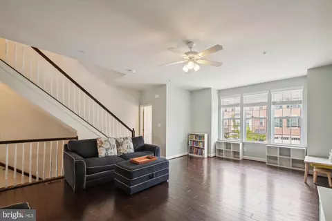 305 Black Sky Ln, Pasadena, MD 21122 photo 5