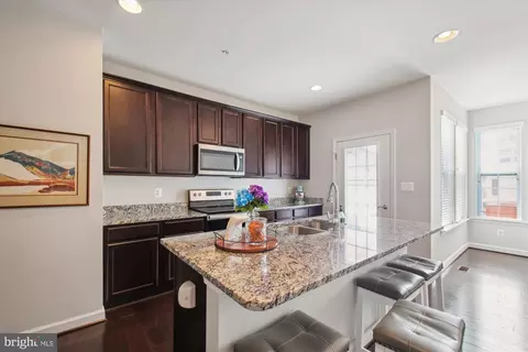 305 Black Sky Ln, Pasadena, MD 21122 photo 11