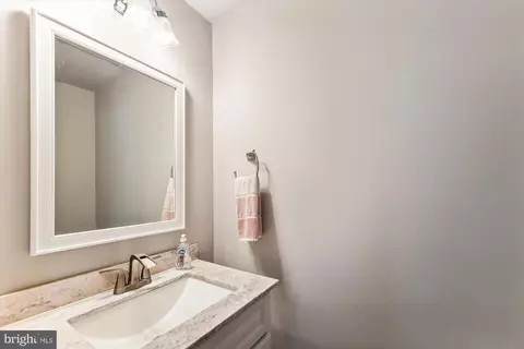 305 Black Sky Ln, Pasadena, MD 21122 photo 32