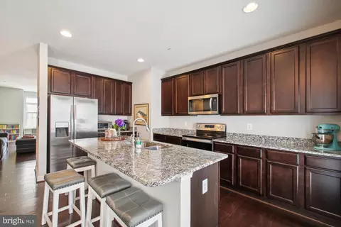 305 Black Sky Ln, Pasadena, MD 21122 photo 12