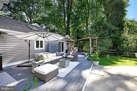 430 Edgewater Rd, Pasadena, MD 21122 photo 30