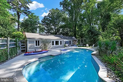 430 Edgewater Rd, Pasadena, MD 21122 photo 27