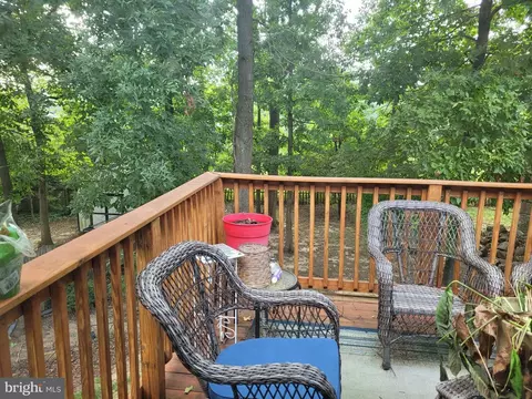 Exterior - 526 Williamsburg Ln, Odenton, MD 21113 photo 4 of 6
