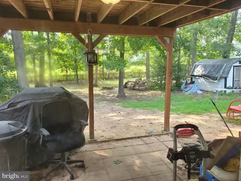 Exterior - 526 Williamsburg Ln, Odenton, MD 21113 photo 6 of 6