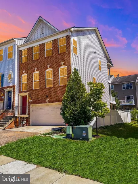 8635 Stone Hill Ln, Laurel, MD 20724
