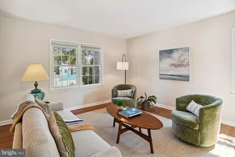 753 222nd St, Pasadena, MD 21122 photo 5