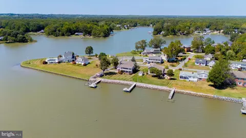 803 Bay View Dr, Deale, MD 20751 photo 2
