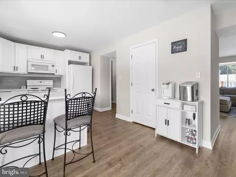 Other - 7858 E Shore Rd, Pasadena, MD 21122 photo 4 of 10