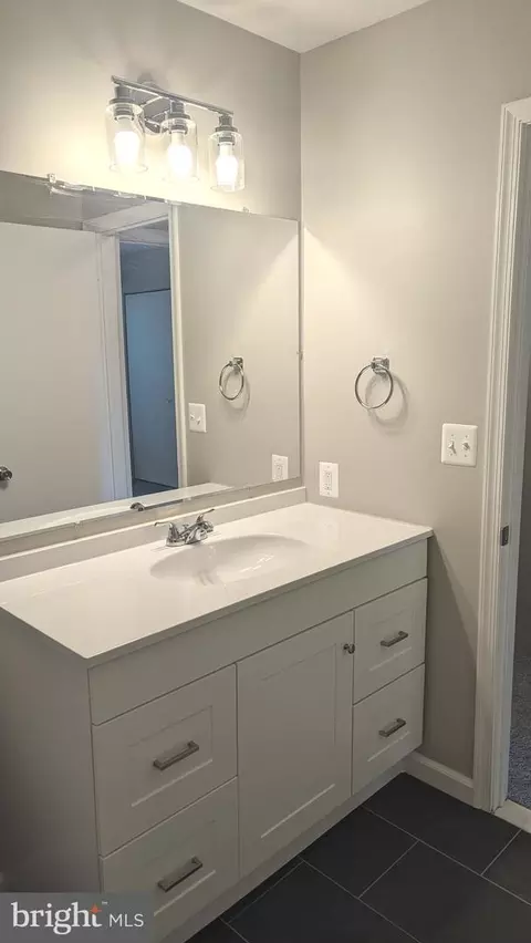 344 Cool Breeze Ct, Pasadena, MD 21122 photo 14