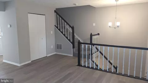 344 Cool Breeze Ct, Pasadena, MD 21122 photo 3
