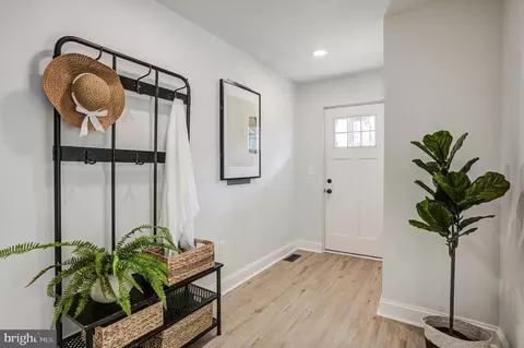 13 Brewer Ave, Annapolis, MD 21401 photo 9