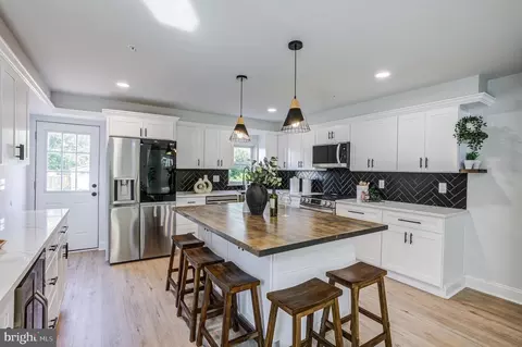 13 Brewer Ave, Annapolis, MD 21401 photo 16