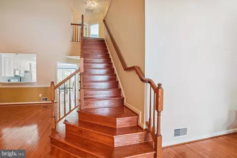 316 Colony Point Pl, Edgewater, MD 21037 photo 9