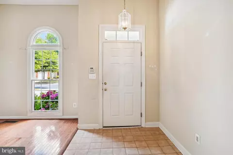 316 Colony Point Pl, Edgewater, MD 21037 photo 25
