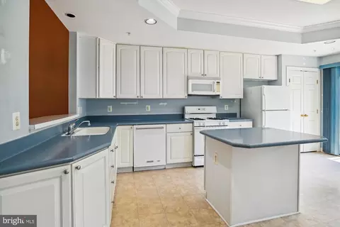 316 Colony Point Pl, Edgewater, MD 21037 photo 10