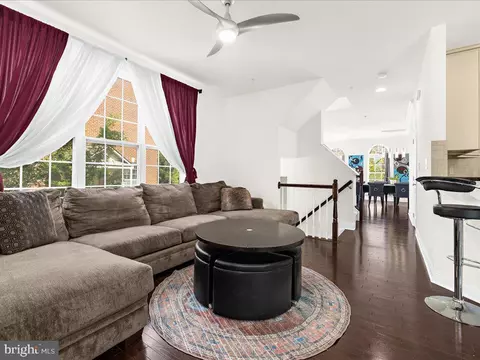 7641 Elmcrest Rd, Hanover, MD 21076 photo 9