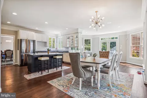 Dining - 700 Caleb Ln, Annapolis, MD 21401 photo 6 of 10