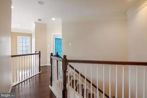Entry Way - 700 Caleb Ln, Annapolis, MD 21401 photo 9 of 12