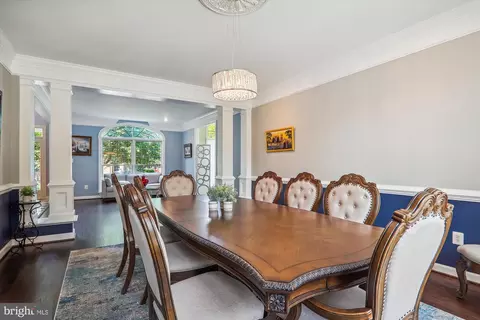 Dining - 700 Caleb Ln, Annapolis, MD 21401 photo 2 of 10