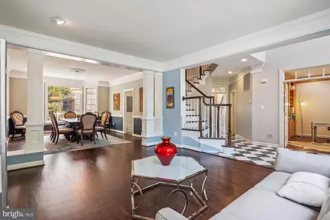 Entry Way - 700 Caleb Ln, Annapolis, MD 21401 photo 3 of 12