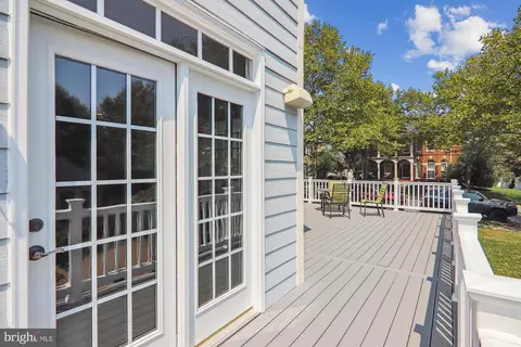 Exterior - 700 Caleb Ln, Annapolis, MD 21401 photo 7 of 14
