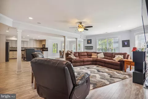 Living - 700 Caleb Ln, Annapolis, MD 21401 photo 3 of 3