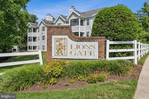 610 Rolling Hill Walk #202, Odenton, MD 21113