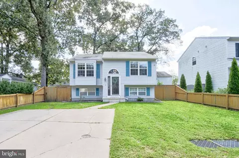 769 207th St, Pasadena, MD 21122