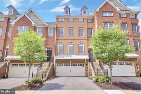 8524 Pine Springs Dr, Severn, MD 21144