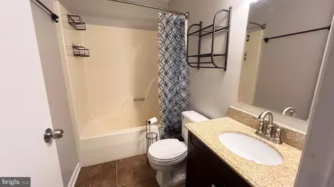 2505 229th St, Pasadena, MD 21122 photo 13