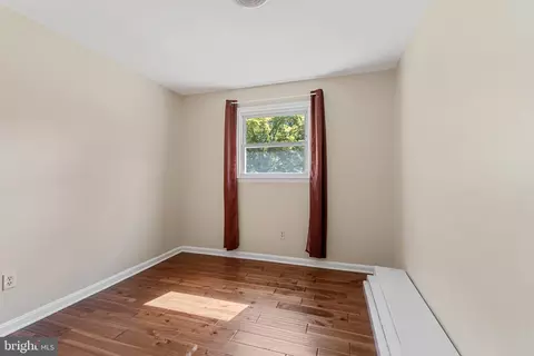 8243 Forest Glen Dr, Pasadena, MD 21122 photo 23