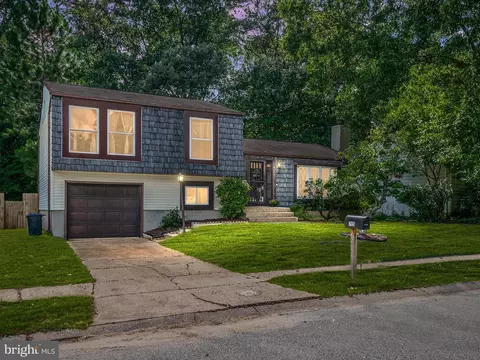 7915 Myers Dr, Glen Burnie, MD 21061