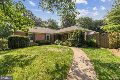 205 Meadowgate Dr, Annapolis, MD 21409 photo 1