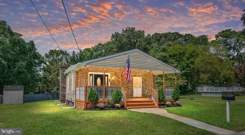 7776 W Shore Rd, Pasadena, MD 21122