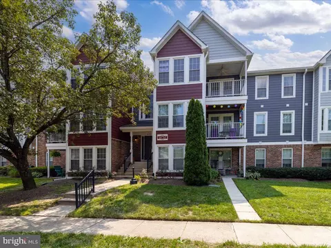 871 Deering Rd #9M, Pasadena, MD 21122 photo 2